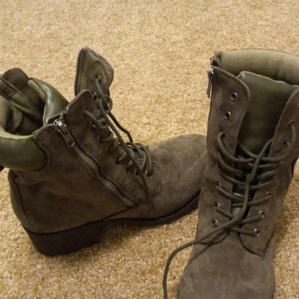Women's Coconut Boot